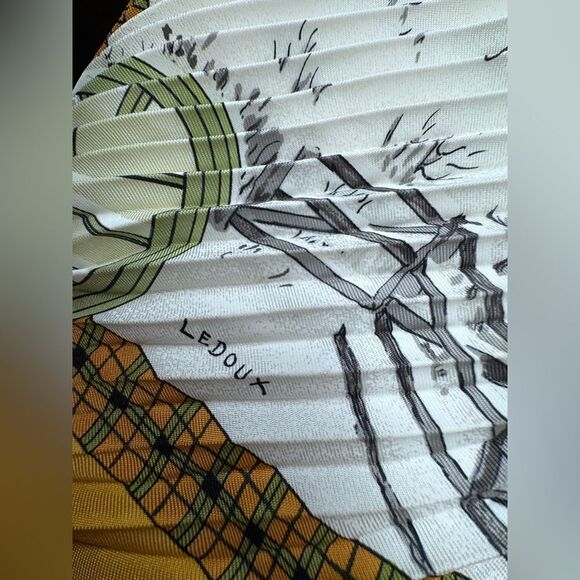 Hermes Silk Pleated Scarf - Picture 5 of 5